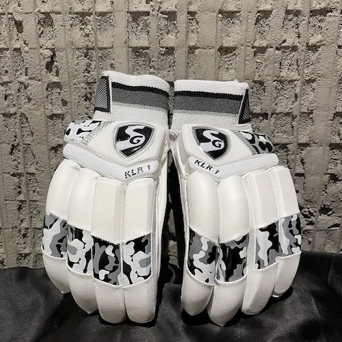 SG KLR1 Batting gloves