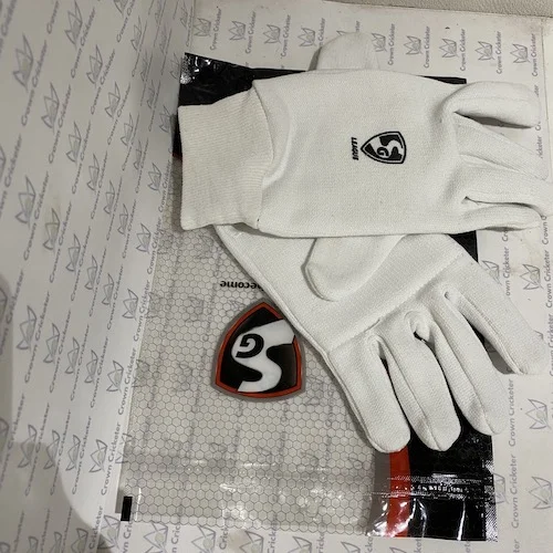 SG League Inner gloves